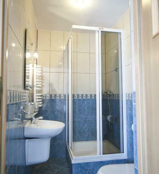 Quarto Estandar, Willa Park