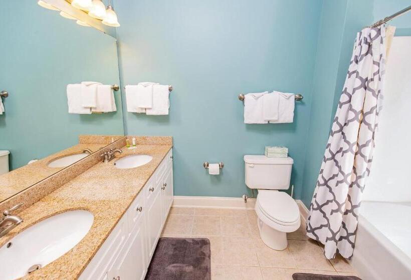 Вилла 3 Спальни, Grande Villas At World Tour Golf Resort