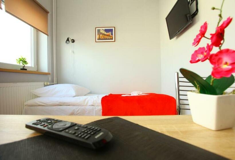 Номер Стандарт Индивидуальный, Hostel Bazar