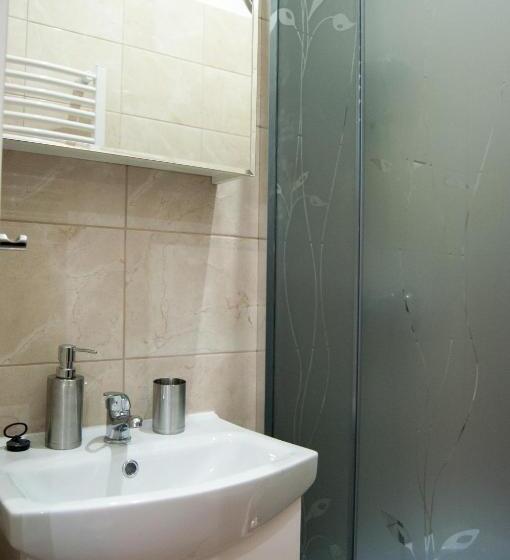 Студия Стандарт, Hostelswidnicka24