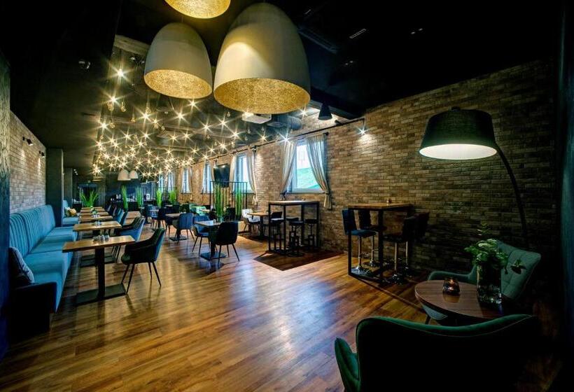 Трежместный Номер Economy, Wiki Sanok Events & Bowling