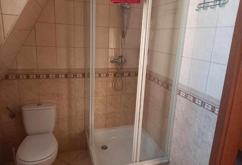 Номер Стандарт Трехместный, Miltex