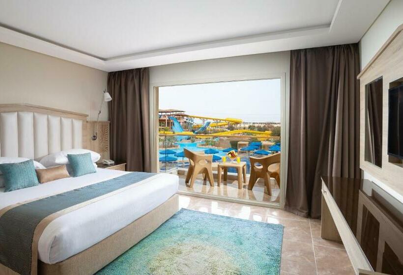 خانه یا کلبه ی ییلاقی با نمای استخر, Neverland City Hurghada Pickalbatros