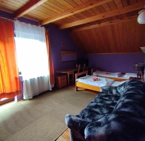 Номер Стандарт, Usługi Hotelarskie Karpacz