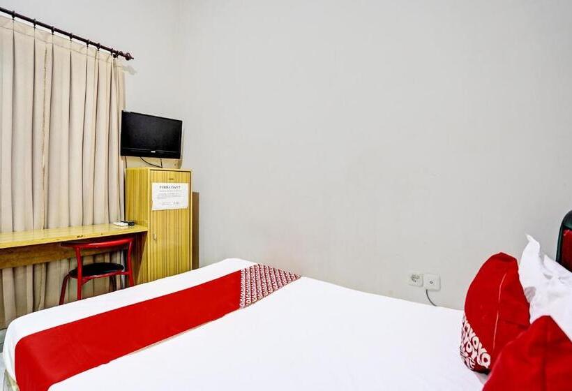 Номер Deluxe, Oyo 92190 Arya Guest House