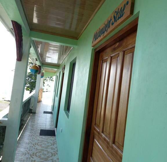 اتاق استاندارد با بالکن, Hospedaje Rosa Del Mar & Sweets Cafe