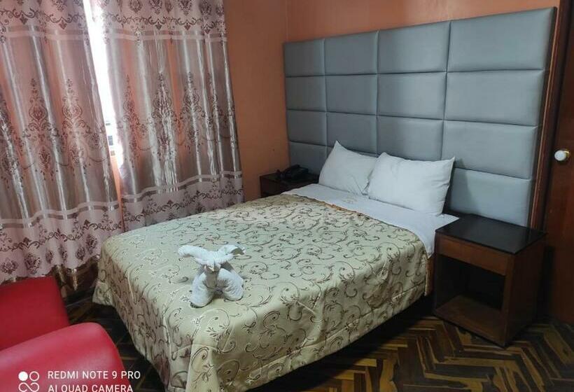 اتاق لوکس, Hostal Vicky