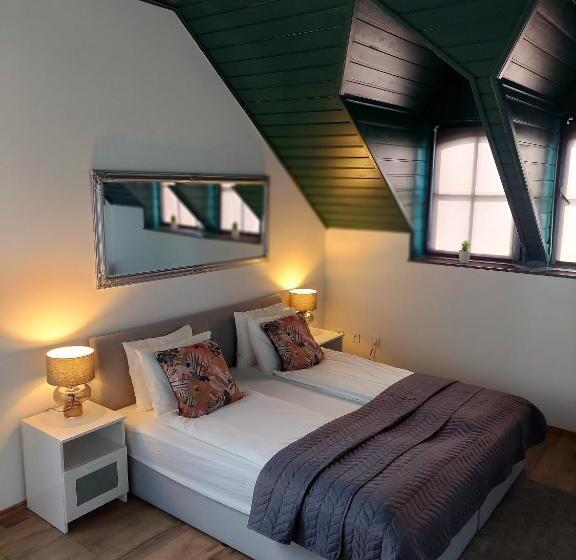 اتاق استاندارد با چشم‌انداز دریاچه, Füge Villa Luxury & Wellness