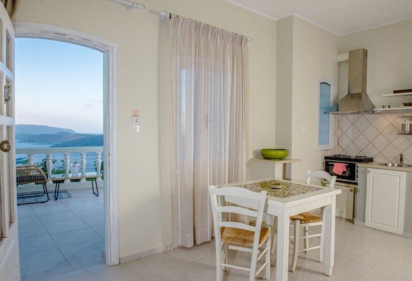 سوییت جونیور با چشم‌انداز دریا, Adrakos Apartments   Adults Only