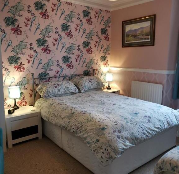 Семейный Номер, Brooklands Guest House