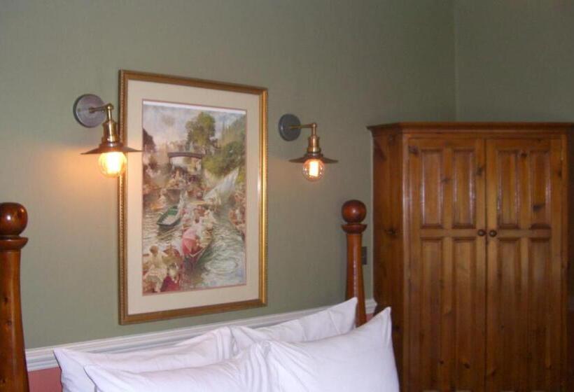 Номер Стандарт, Ash Farm Country House