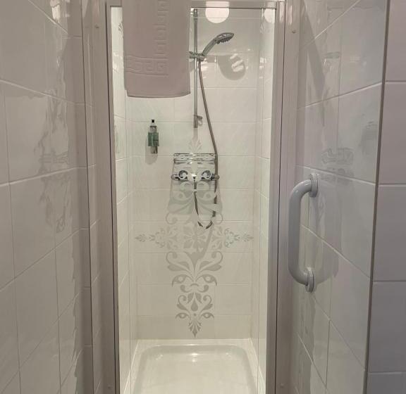 Стандартный Номер Нижний Этаж, Birkdale Guest House