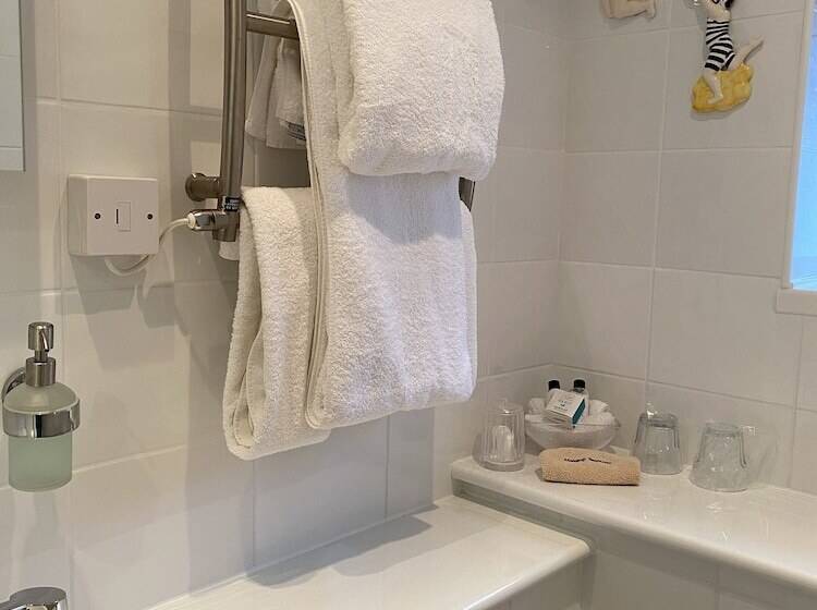 Номер Стандарт, Birkdale Guest House