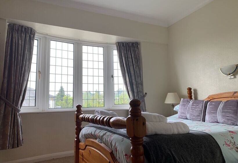 חדר סטנדרט, Burleigh House , A Cosy Retreat In Agatha Christie S Hometown