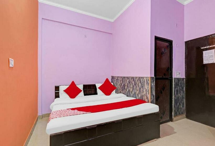 Трехместный Номер Классика, Spot On Hotel Shivam Residency