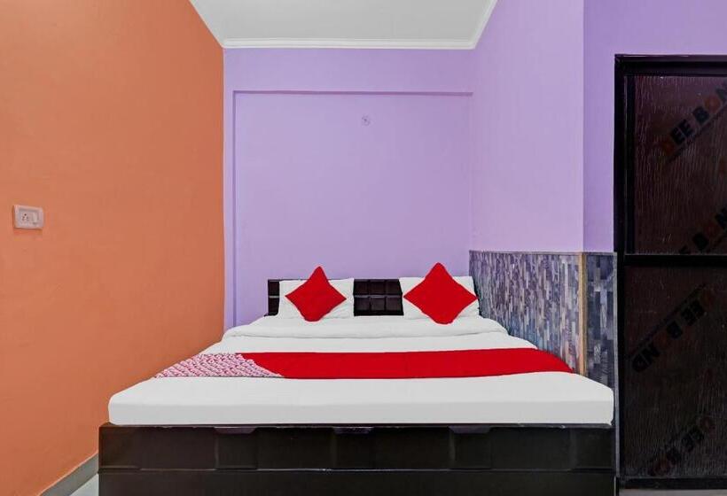 Трехместный Номер Классика, Spot On Hotel Shivam Residency