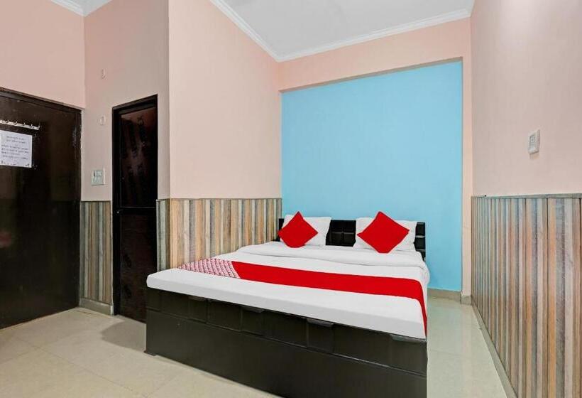 Трехместный Номер Классика, Spot On Hotel Shivam Residency