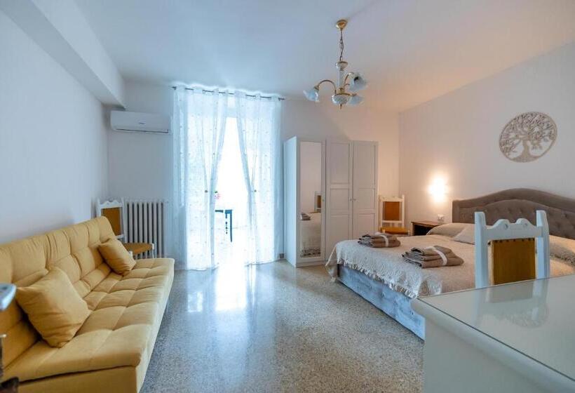 آپارتمان 1 خوابه, B & B L Abbraccio