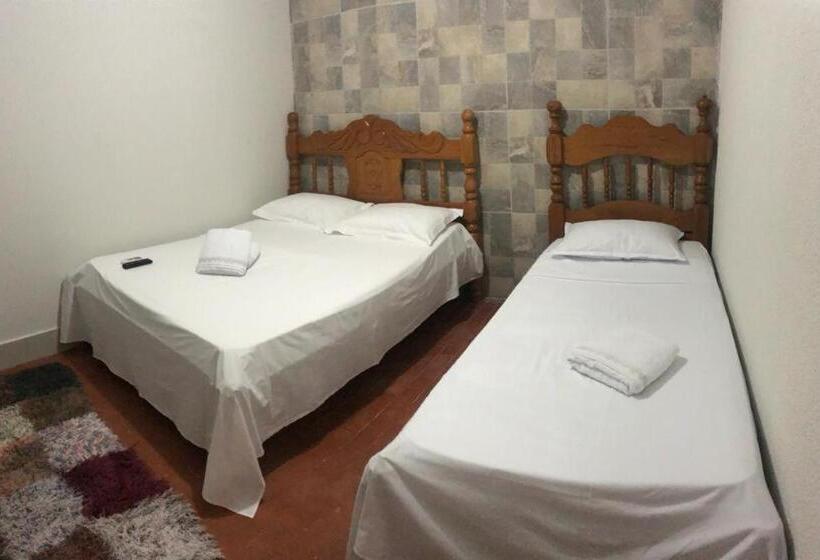 اتاق استاندارد سه نفره, Cuiabá