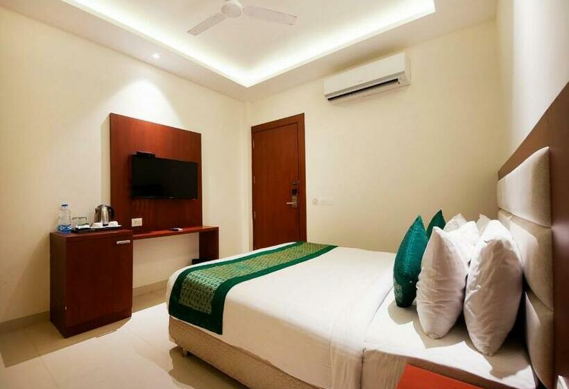 Quarto Deluxe, Airport Hotel Swan Near Delhi Airport