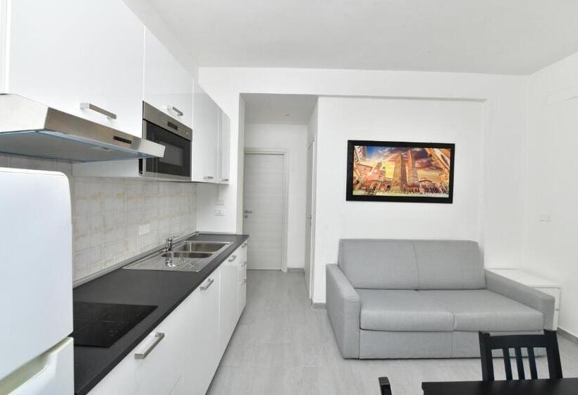استودیوی استاندارد, A San Lazzaro Rooms