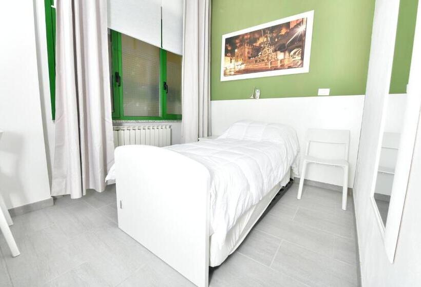 اتاق عادی, A San Lazzaro Rooms