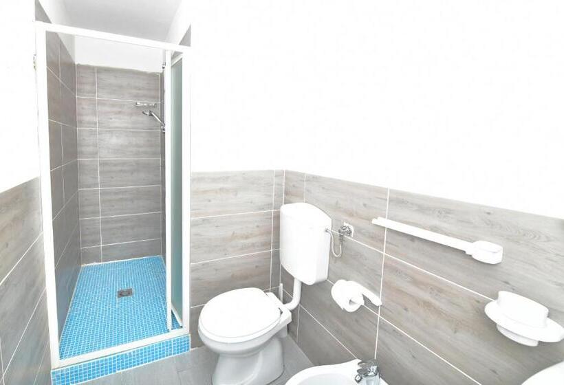 اتاق استاندارد یک نفره, A San Lazzaro Rooms
