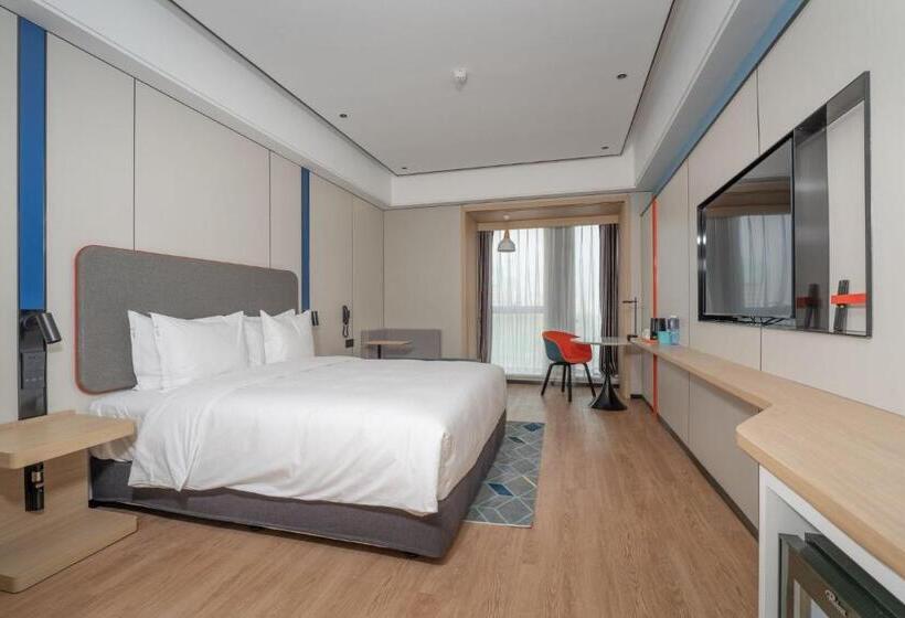 اتاق استاندارد با تخت بزرگ, Holiday Inn Express Qingdao Northern West Coast, An Ihg