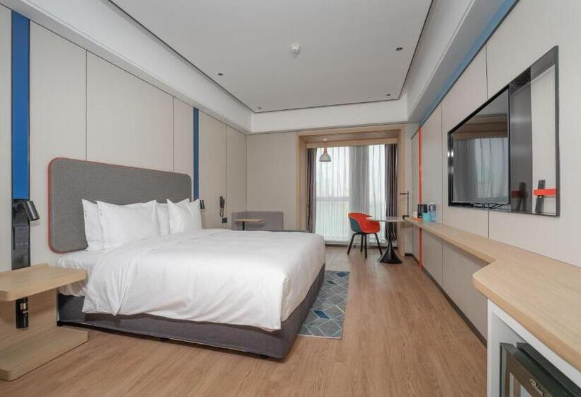 اتاق استاندارد با تخت بزرگ, Holiday Inn Express Qingdao Northern West Coast, An Ihg