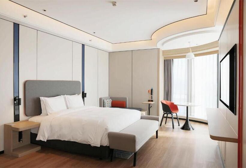 سوییت, Holiday Inn Express Qingdao Northern West Coast, An Ihg