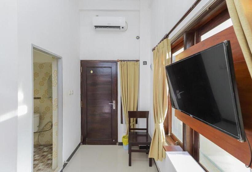 اتاق استاندارد, Reddoorz Syariah Near Universitas Jember
