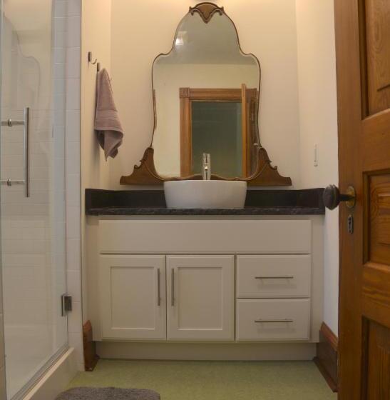 Quarto Standard Casa de Banho Partilhada, Art And Lodging