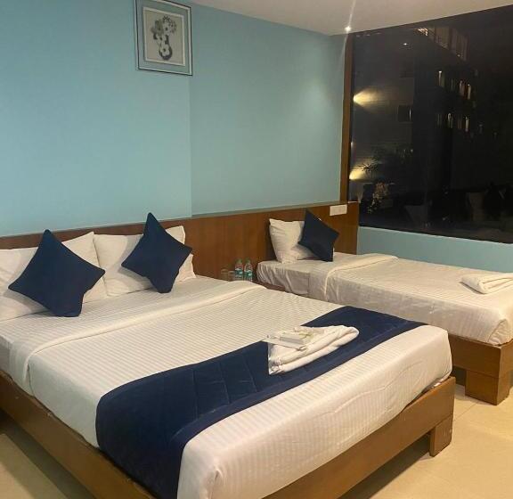اتاق استاندارد, O V3r Residency