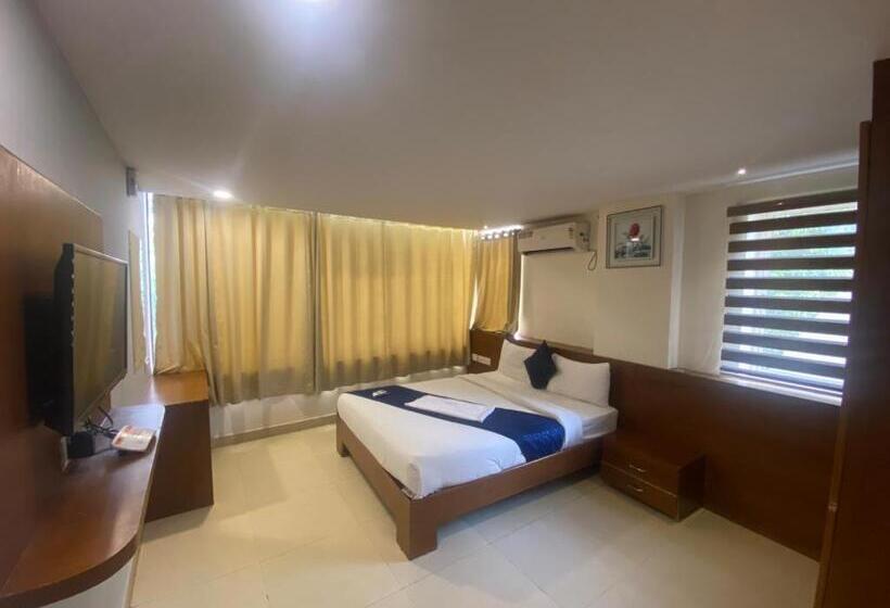 اتاق استاندارد, O V3r Residency
