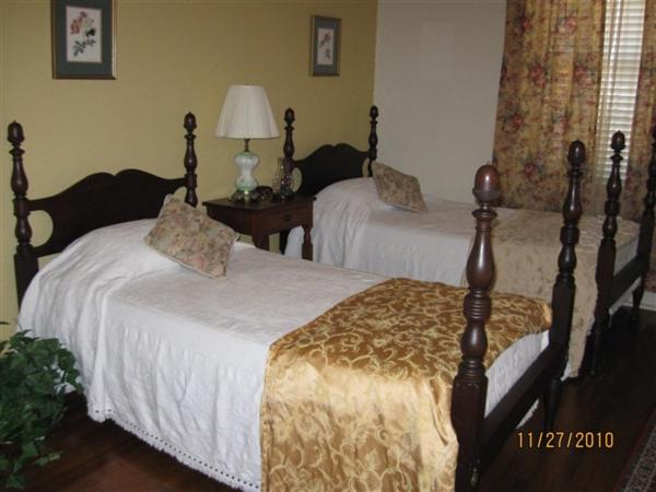 标准间, Inn At The Olde Silk Mill