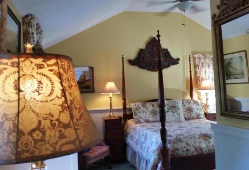 اتاق استاندارد, Holiday Guest House Bed & Breakfast