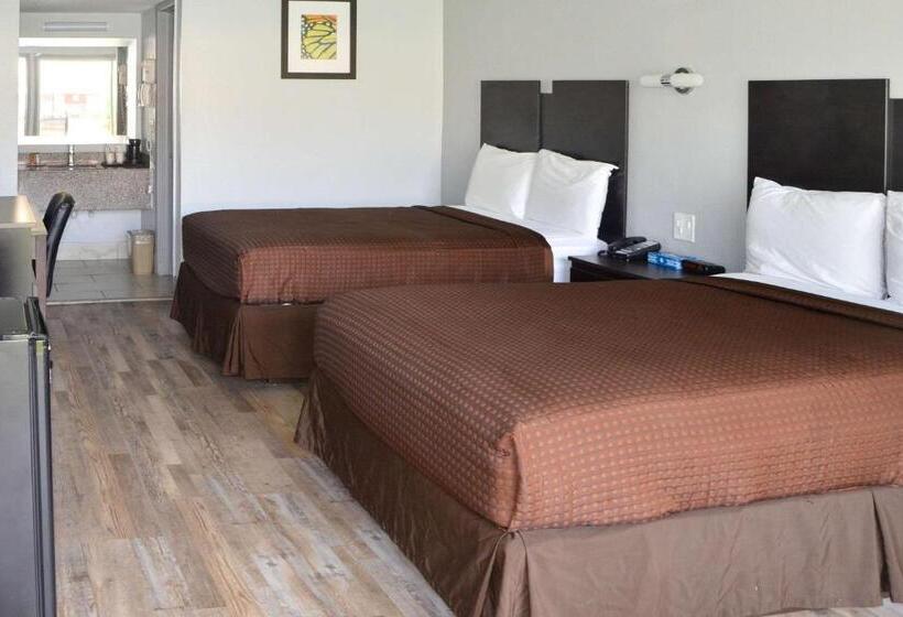 스탠다드 룸 더블 침대 2개, Rodeway Inn Sun City Center