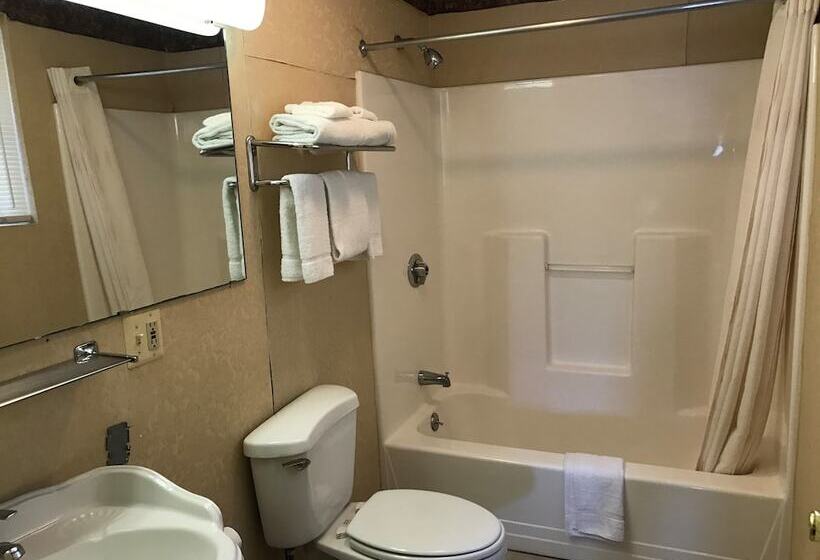 패밀리 룸, Value Inn East Stroudsburg