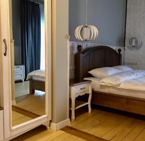 اتاق لوکس با بالکن, Hygge