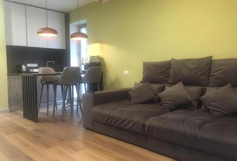استودیوی استاندارد, Hygge