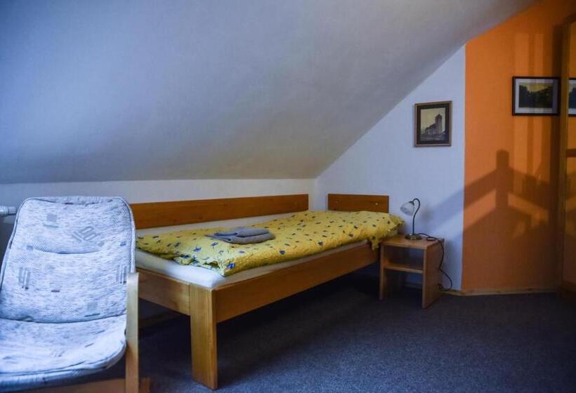 带2个卧室的公寓, Penzion čas