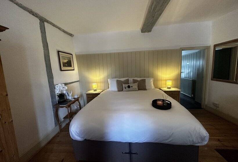 스위트, Woolpack Inn