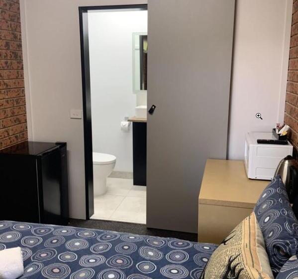 Quarto Economy, Merrijig Motor Inn