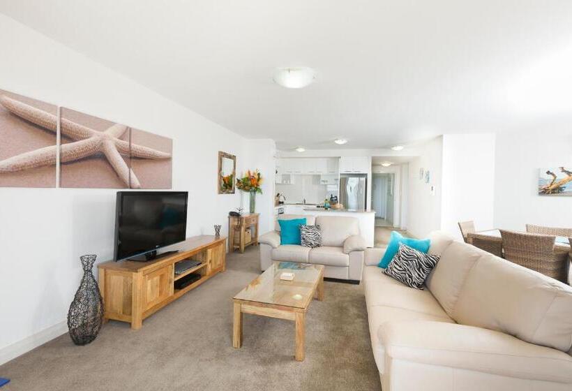 Superior 2-bedroom flat with a view, Sevan Apartments Forster