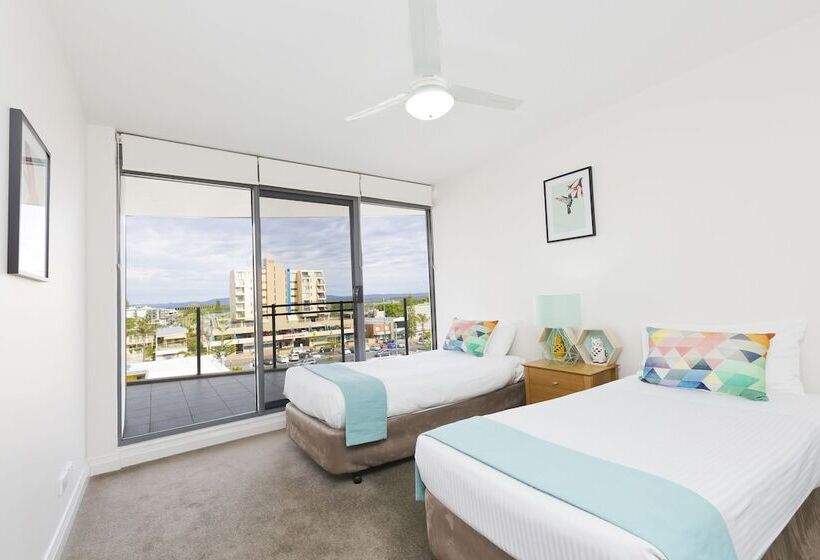 2 Bedroom Apartment with Views, Sevan Apartments Forster