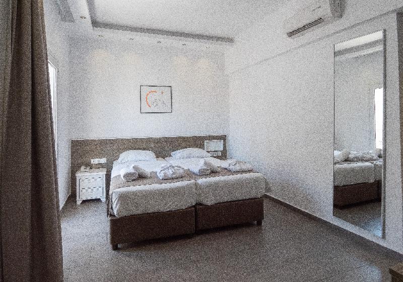 اتاق اساندارد با چشم‌انداز جانبی به دریا, Kahlua Boutique