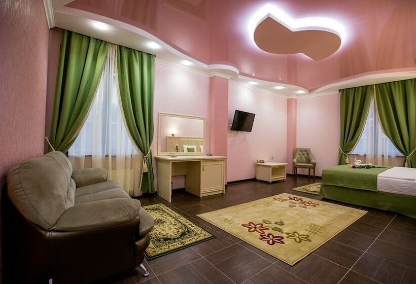 Номер Deluxe, Shine House