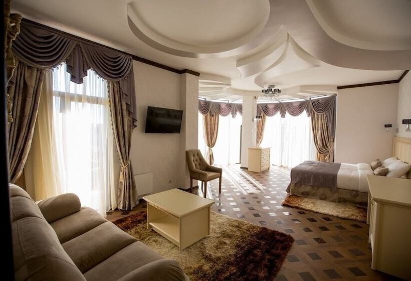 Апартаменты Deluxe 1 Спальня, Shine House