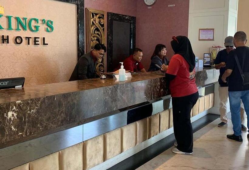 اتاق لوکس با چشم‌انداز باغ, King S Hotel Nagoya Batam