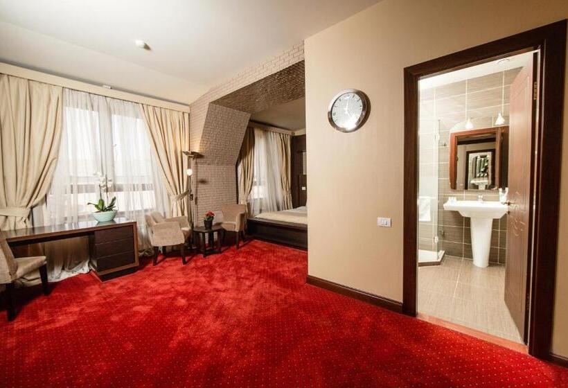 اتاق لوکس, Passage Boutique